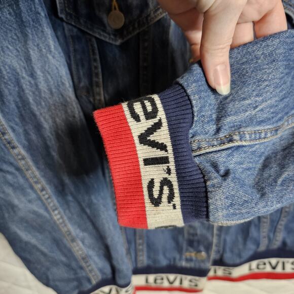 Levis Baggy Sport Tape Trucker Jean Jacket Womens Small Blue Denim - Picture 8 of 16
